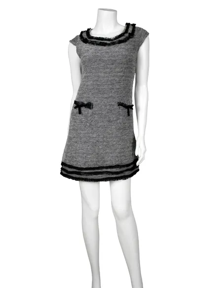 Kleid mit Spitze in grau von fashion made in italy