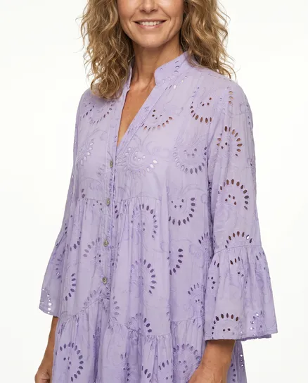 Tunika Lochstickerei in lila von Made in Italy
