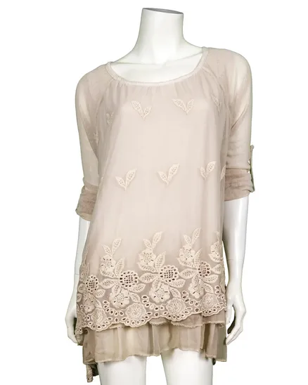 Tunika mit Spitze in beige von Carla Giannini
