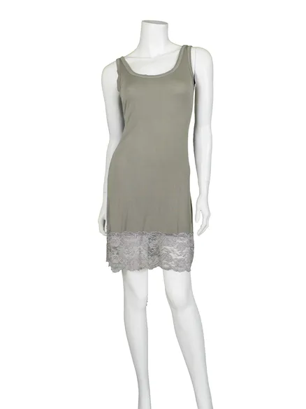 Unterkleid mit Spitze in taupe von colori d inverno