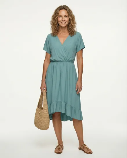 Wickeloptik Kleid mit Volant in aqua von Spaziodonna