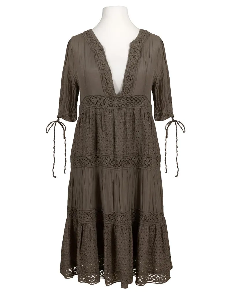 Empire Kleid mit Seide in  braun von Donna (Bild 1)