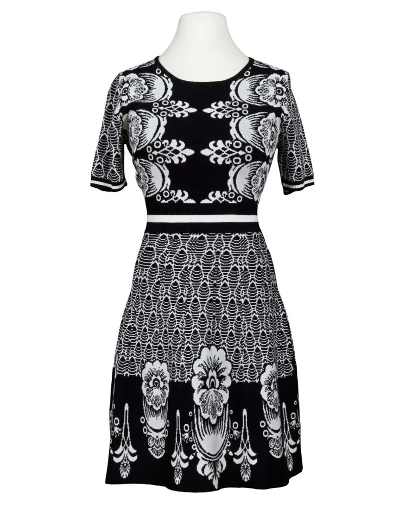 Kleid mit Ornament Print in  schwarz von lulu.com (Bild 1)
