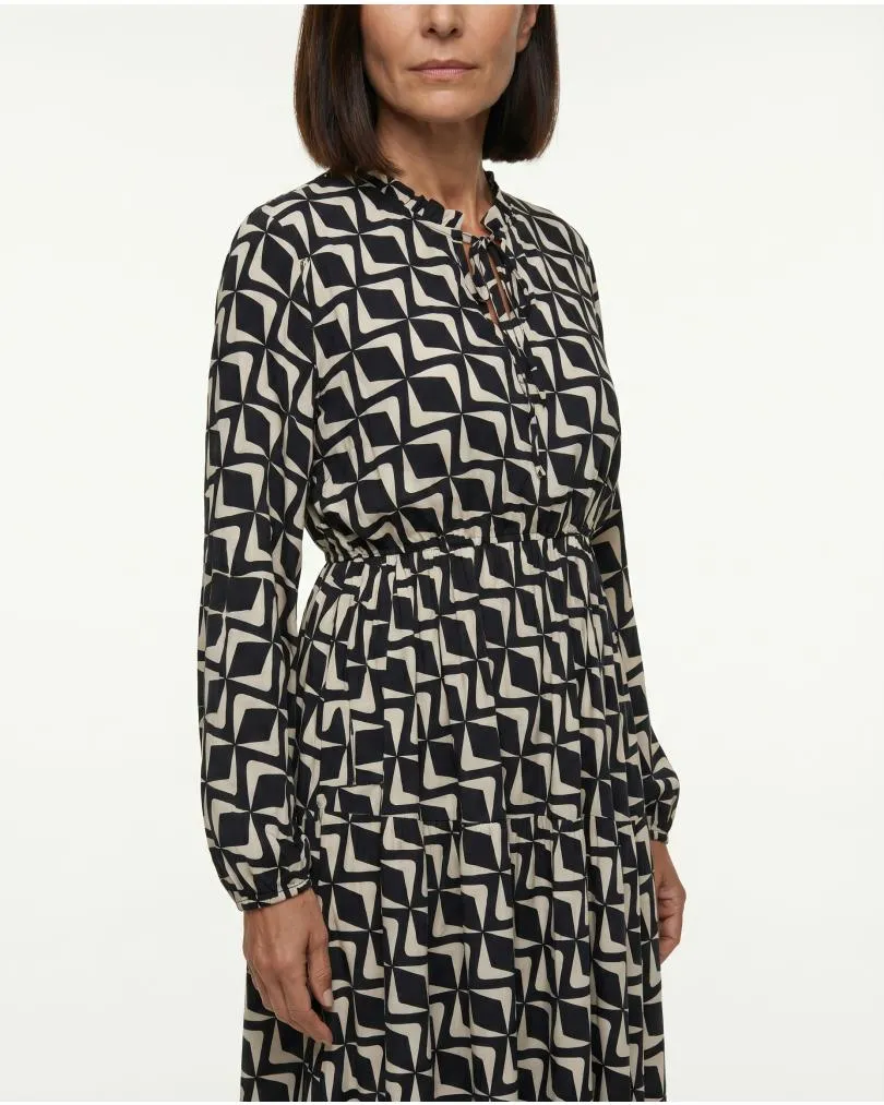 Kleid mit Print in  schwarz von Made in Italy (Bild 4)