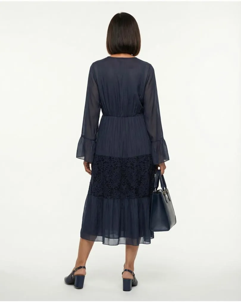 Kleid mit Seide in  blau von Diana (Bild 4)
