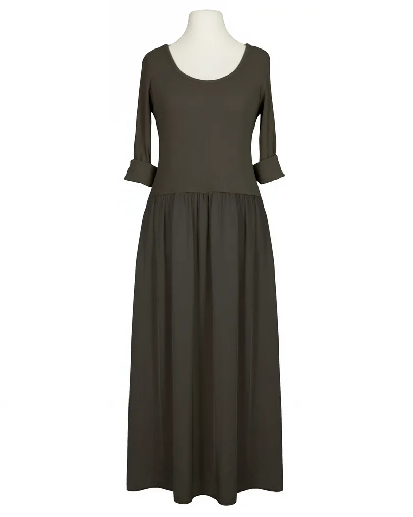 Kleid mit Seide in dunkelbraun von Selected Touch