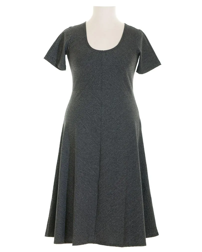 Kleid Streifen in  schwarz von FASHION (Bild 1)