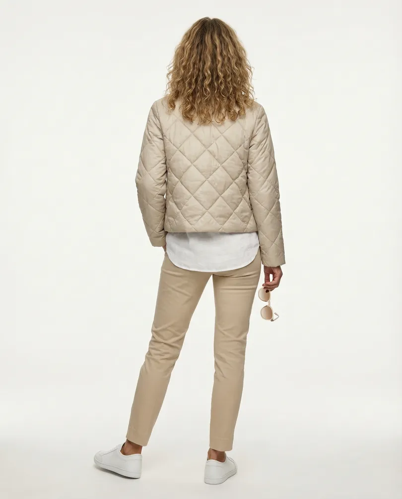 Kurze Steppjacke in  beige von Made in Italy (Bild 5)