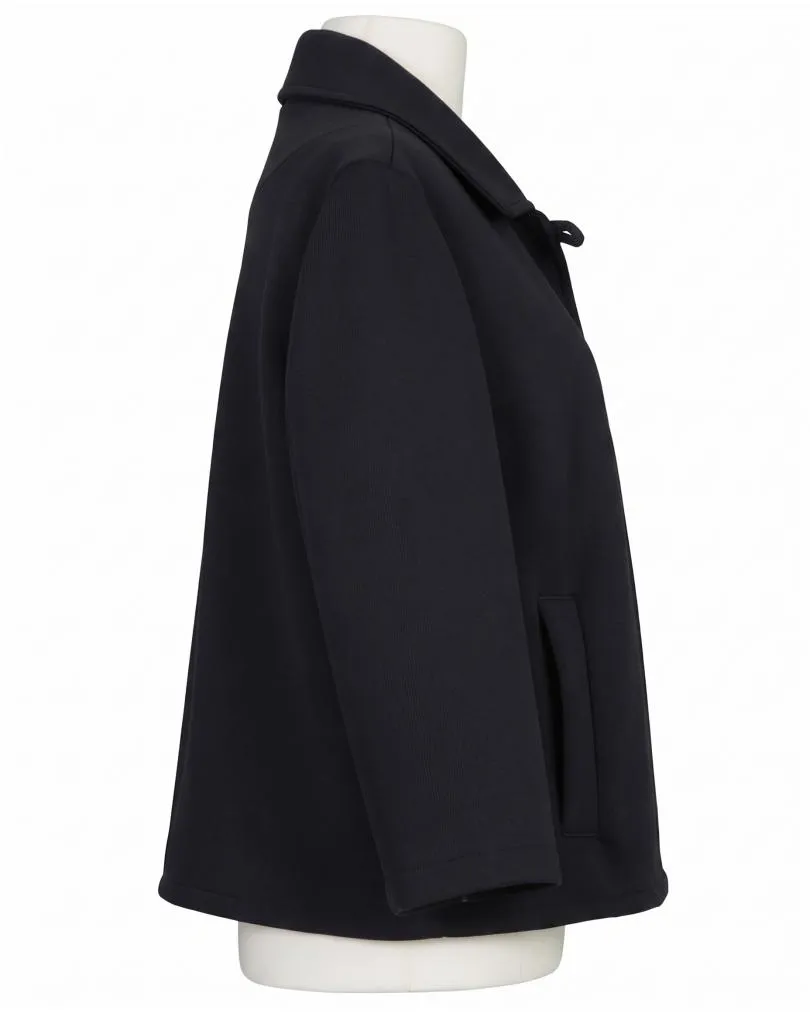 Kurzjacke aus Scuba-Jersey in  schwarz von Made in Italy (Bild 2)