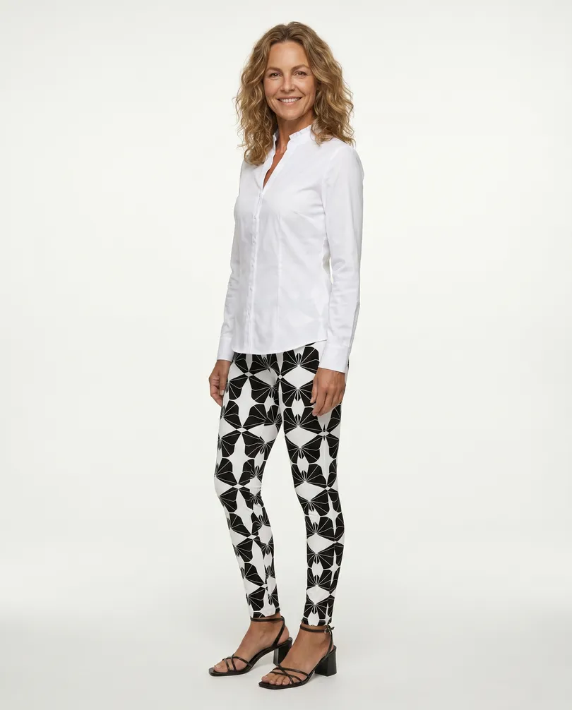 Leggings mit Muster in  schwarz wei� von Victoria Karl (Bild 2)