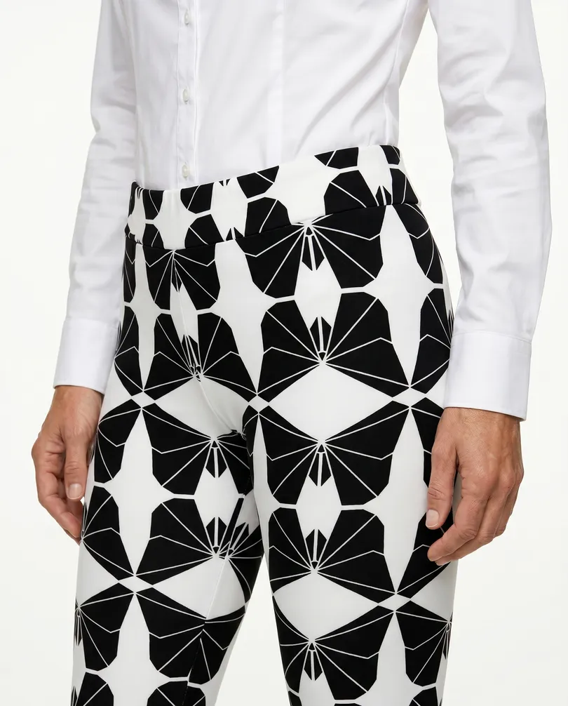 Leggings mit Muster in  schwarz wei� von Victoria Karl (Bild 3)