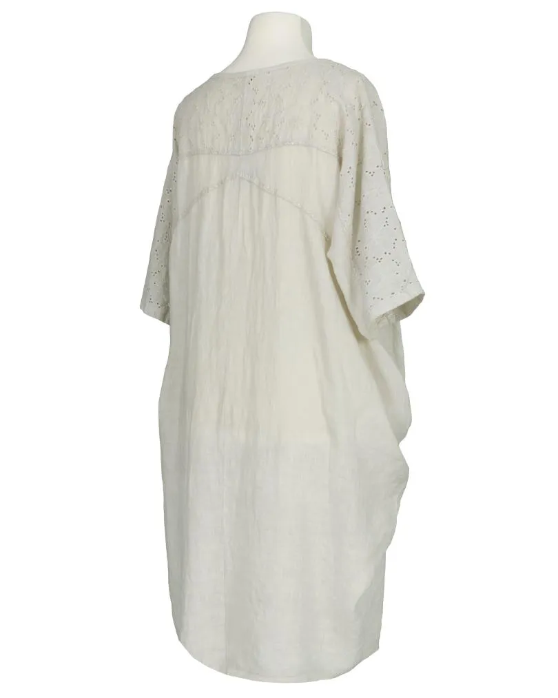 Leinenkleid Lochstickerei in  beige von Spaziodonna (Bild 2)