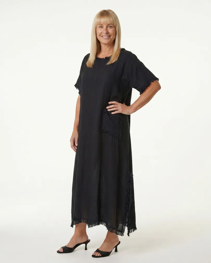 Leinenkleid mit Fransen in  schwarz von Made in Italy (Bild 4)