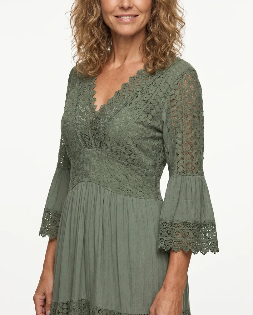 Maxikleid mit Spitze in  khaki von H. Trend (Bild 4)