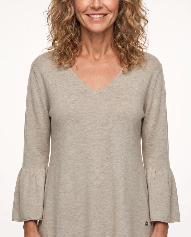 Pullover mit Trompetenarm in  beige von Made in Italy (Bild 4)