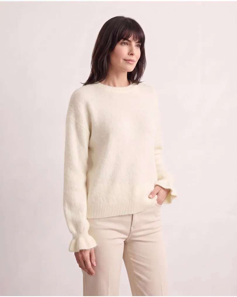 Pullover mit Volantarm in  wollwei� von Made in Italy (Bild 6)