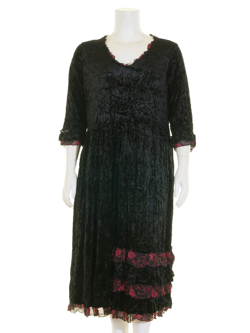 Samtkleid A-Linie in schwarz von Zedd