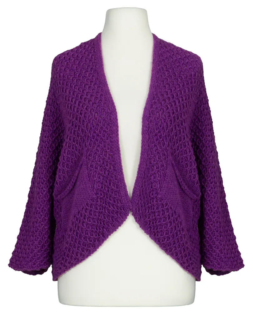 Strickh�lle Perlmuster in  lila von Made in Italy (Bild 1)