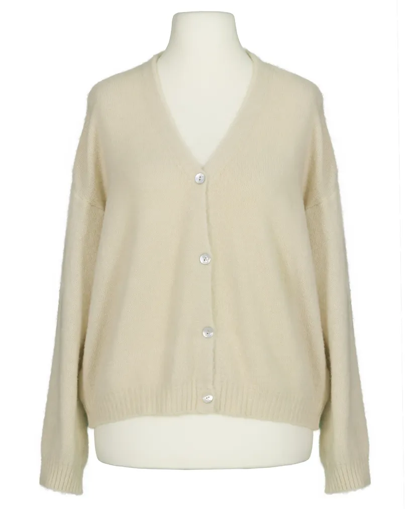 Strickjacke mit Alpaka in beige von Made in Italy