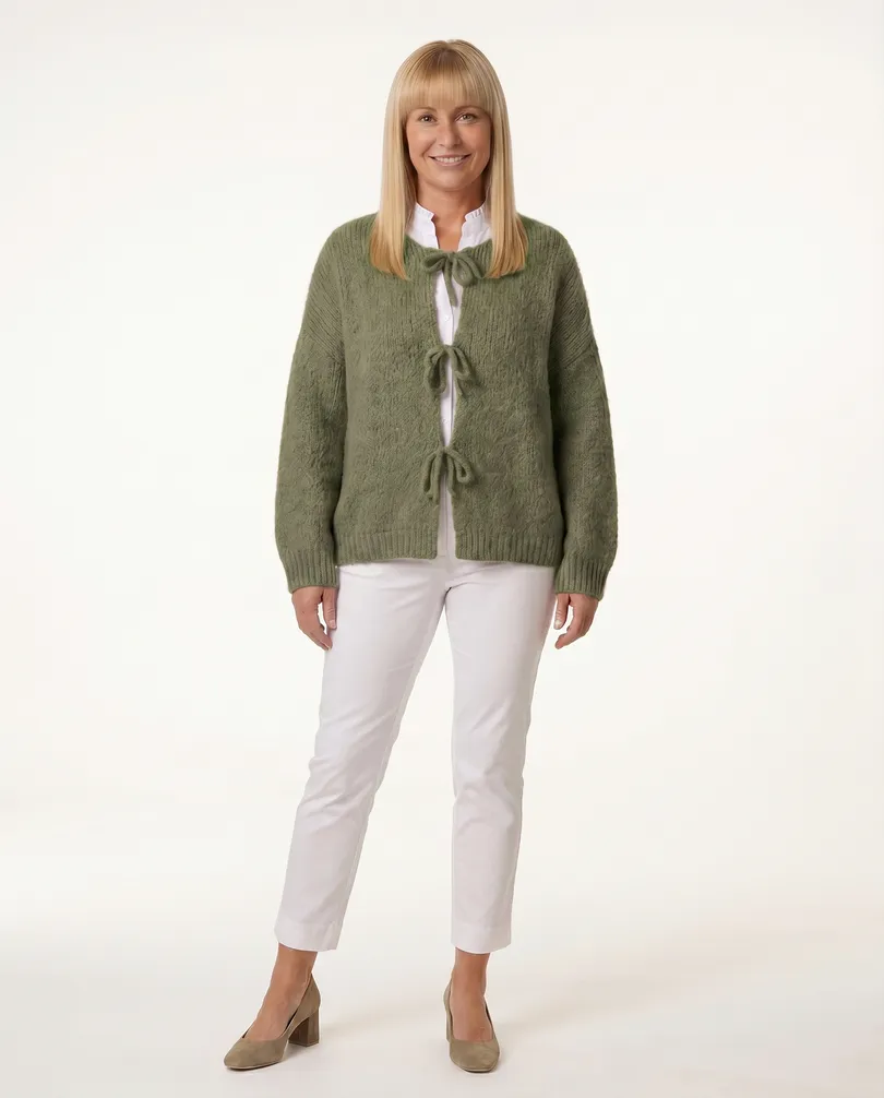 Strickjacke Oversize in  khaki von Monday Afternoon (Bild 4)