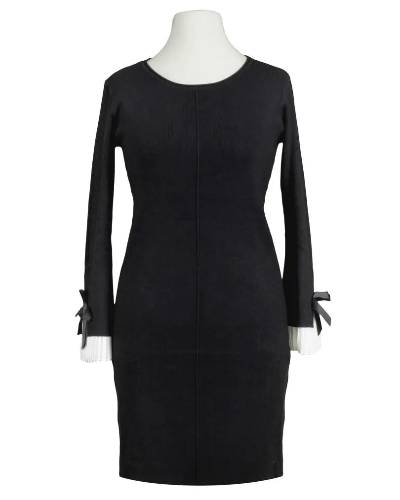 Strickkleid mit Plissee in  schwarz von Anny (Bild 1)