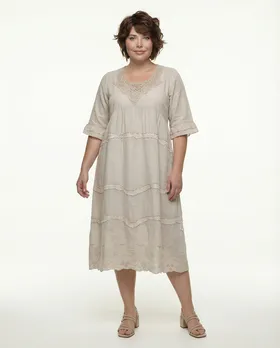 Baumwollkleid Lochstickerei in  beige von Manga (Bild 2)