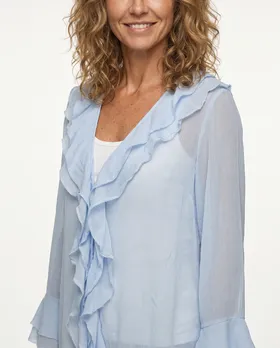 Bluse mit Volant in  hellblau von Selected Touch (Bild 4)