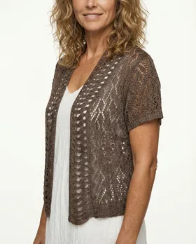 Bolero mit Ajourmuster in  braun von Exquisss Paris (Bild 3)