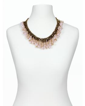 Halskette mit Schmucksteinen in Halskette mit Schmucksteinen von Teria Yabar (Bild 1)