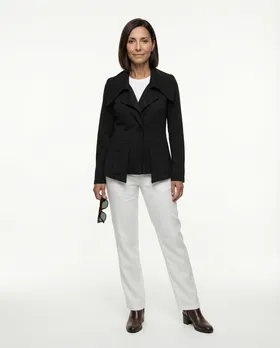 Jerseyjacke tailliert in  schwarz von FASHION (Bild 2)