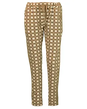 Joggpants mit Grafikmuster in  camel von Selected Touch (Bild 1)