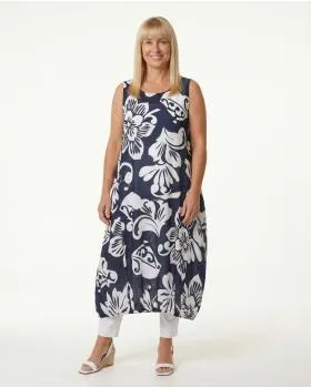 Kleid mit Blumen in  blau von Made in Italy (Bild 2)