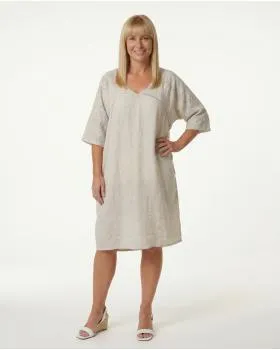 Leinenkleid Lochstickerei in  beige von Spaziodonna (Bild 3)