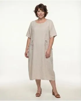 Leinenkleid mit Taschen in  beige von Puro Lino (Bild 3)