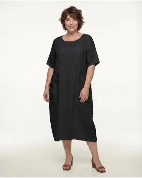 Leinenkleid mit Taschen in  schwarz von Puro Lino (Bild 3)