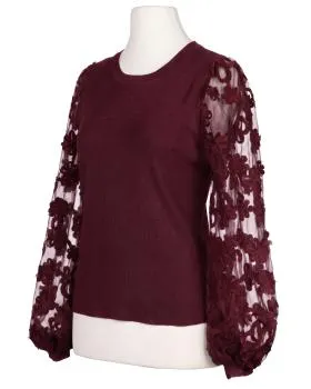 Pullover mit Bl�ten�rmeln in  aubergine von Clara (Bild 2)
