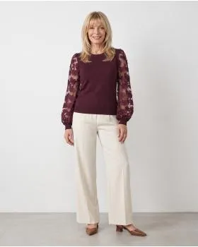 Pullover mit Bl�ten�rmeln in  aubergine von Clara (Bild 3)