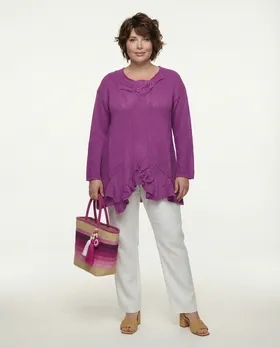Pullover mit Rosetten in  orchidee von Amandine (Bild 2)