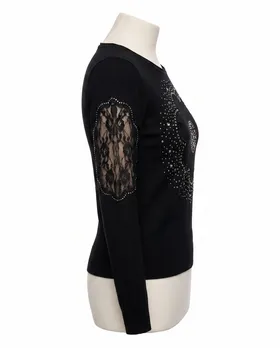 Pullover mit Spitze in  schwarz von Memory & Co (Bild 2)