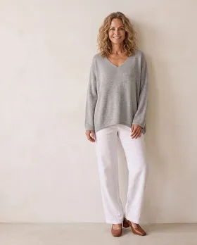 Pullover V-Ausschnitt in  grau von Selected Touch (Bild 5)