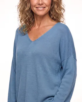 Pullover V-Ausschnitt in  jeansblau von Selected Touch (Bild 4)