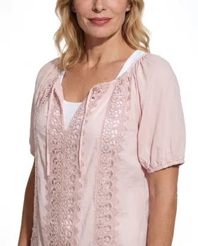 Bluse mit H�kelspitze in  rosa von Montan (Bild 3)