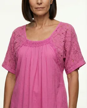 Tunika mit Spitze in  pink von les freres (Bild 3)